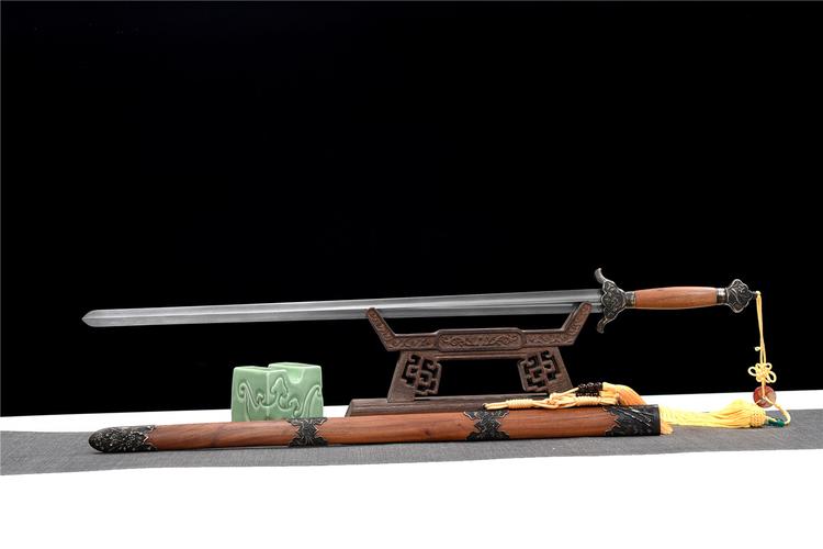产品名称: 铜装四君子武术太极剑|太极剑|花纹钢  钢材: 花纹钢  鞘材